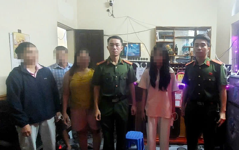 Công an Hải Phòng giải cứu nhiều thanh niên bị 'bắt cóc online'- Ảnh 1. Công an Hải Phòng giải cứu nhiều thanh niên bị 'bắt cóc online'- Ảnh 1.