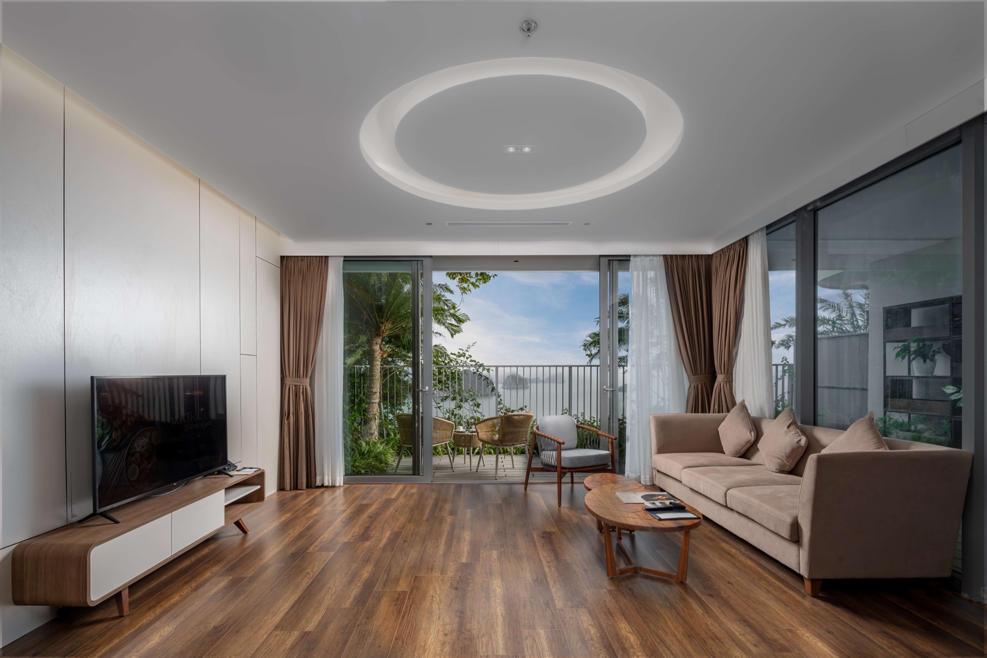 Tầm nhìn của giới đầu tư bất động sản sành sỏi tại Flamingo Cát Bà Resorts- Ảnh 1. Tầm nhìn của giới đầu tư bất động sản sành sỏi tại Flamingo Cát Bà Resorts- Ảnh 1.
