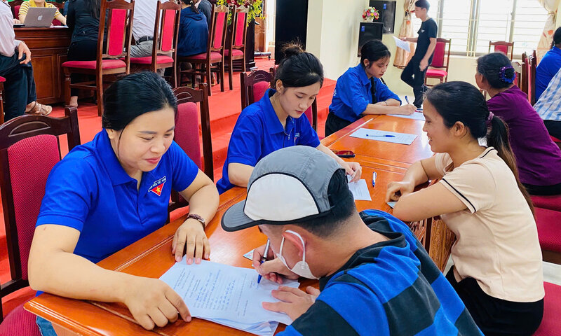 Kho bạc Nhà nước đã chi 10.700,3 tỉ đồng tặng quà Quốc khánh, công bố ngày tặng quà đợt 2 cho người chưa được chi trả- Ảnh 2. Kho bạc Nhà nước đã chi 10.700,3 tỉ đồng tặng quà Quốc khánh, công bố ngày tặng quà đợt 2 cho người chưa được chi trả- Ảnh 2.