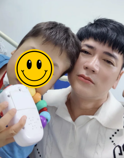 Ca sĩ Vbiz có con bị bệnh bẩm sinh: 2 ngày tuổi đã phẫu thuật, chi phí nằm viện lên tới 40 tỷ- Ảnh 4. Ca sĩ Vbiz có con bị bệnh bẩm sinh: 2 ngày tuổi đã phẫu thuật, chi phí nằm viện lên tới 40 tỷ- Ảnh 4.