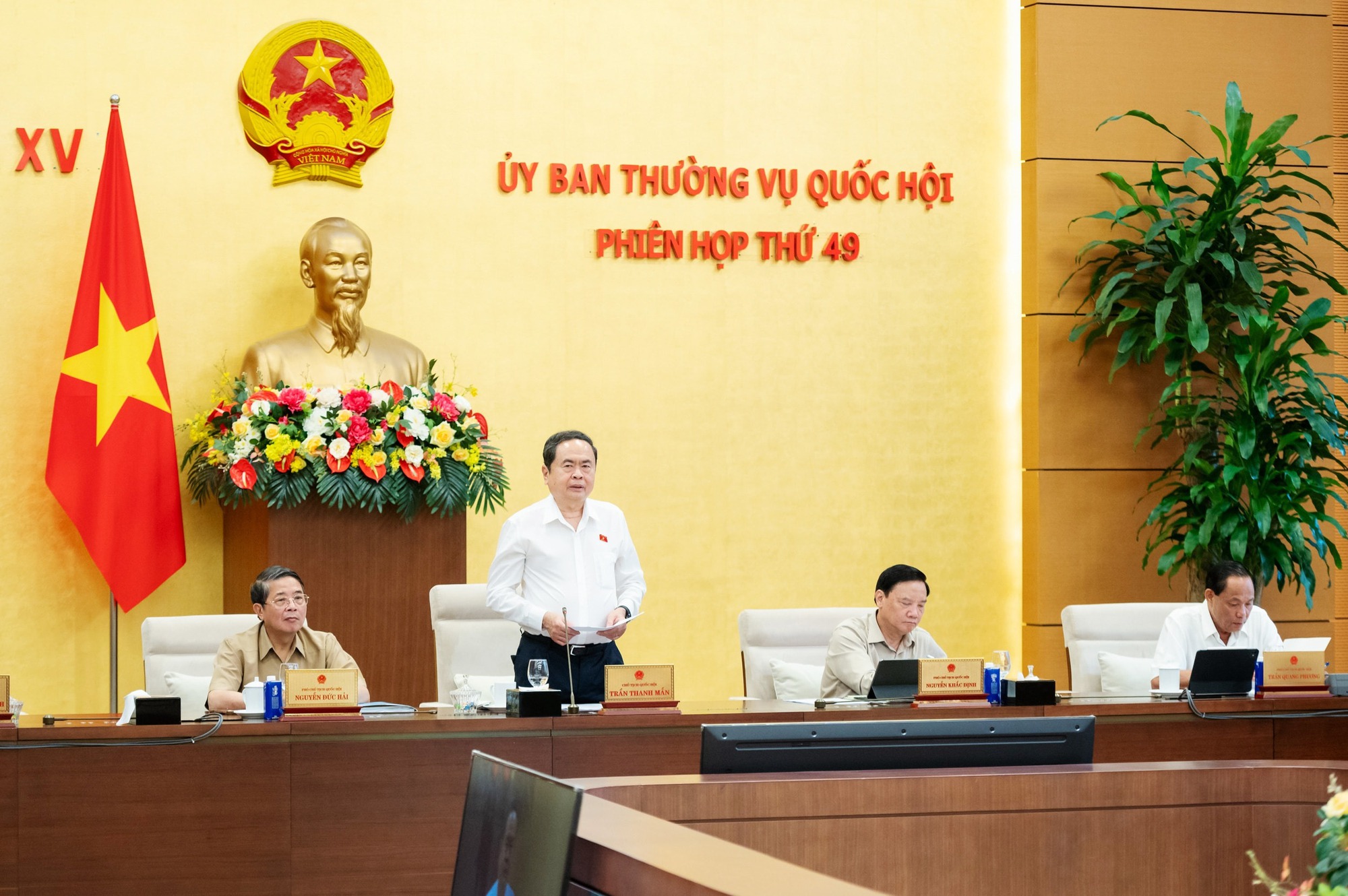 Khai mạc Phiên họp thứ 49 của Ủy ban Thường vụ Quốc hội- Ảnh 1. Khai mạc Phiên họp thứ 49 của Ủy ban Thường vụ Quốc hội- Ảnh 1.
