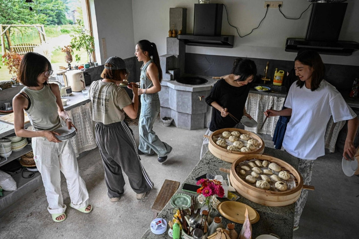 Lý do nhiều phụ nữ Trung Quốc dần chuộng cuộc sống 'không đàn ông'- Ảnh 2. Lý do nhiều phụ nữ Trung Quốc dần chuộng cuộc sống 'không đàn ông'- Ảnh 2.