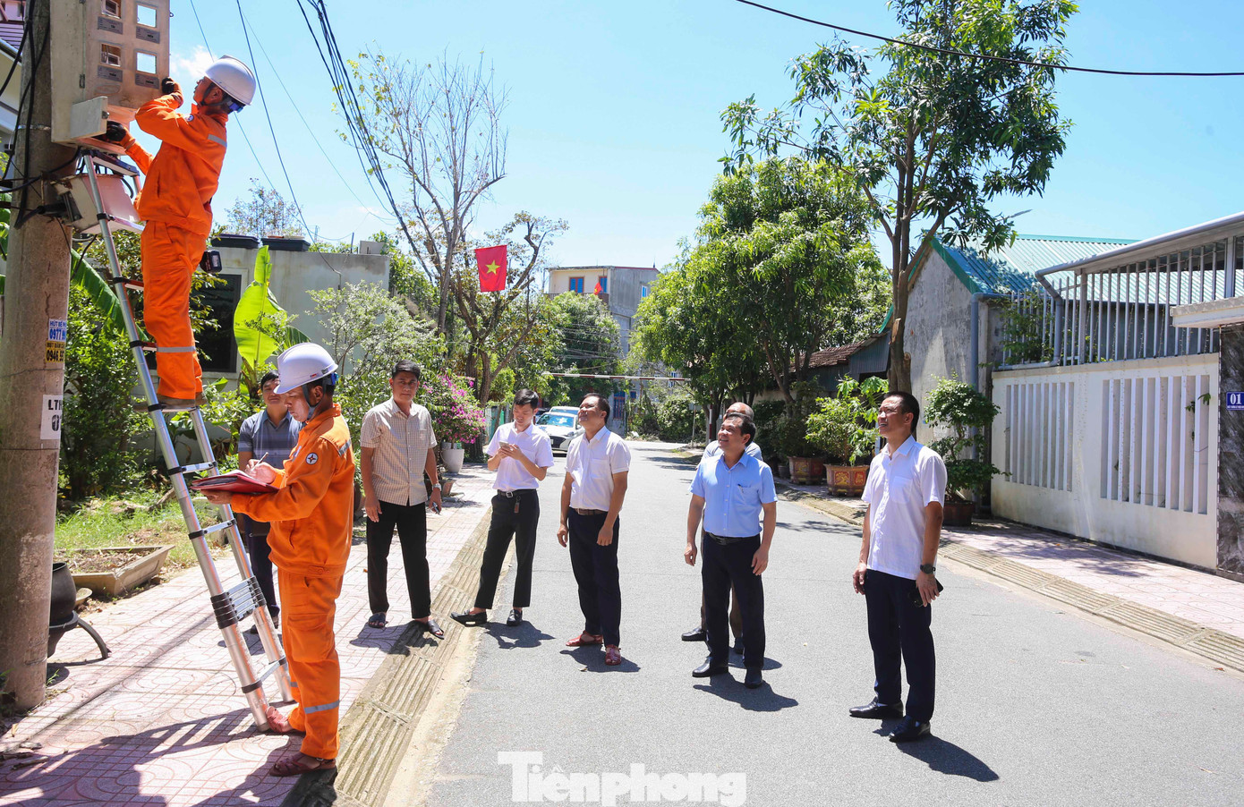 Người dân Nghệ An, Hà Tĩnh 'kêu trời' vì tiền điện tăng vọt giữa mùa mưa bão- Ảnh 7. Người dân Nghệ An, Hà Tĩnh 'kêu trời' vì tiền điện tăng vọt giữa mùa mưa bão- Ảnh 7.