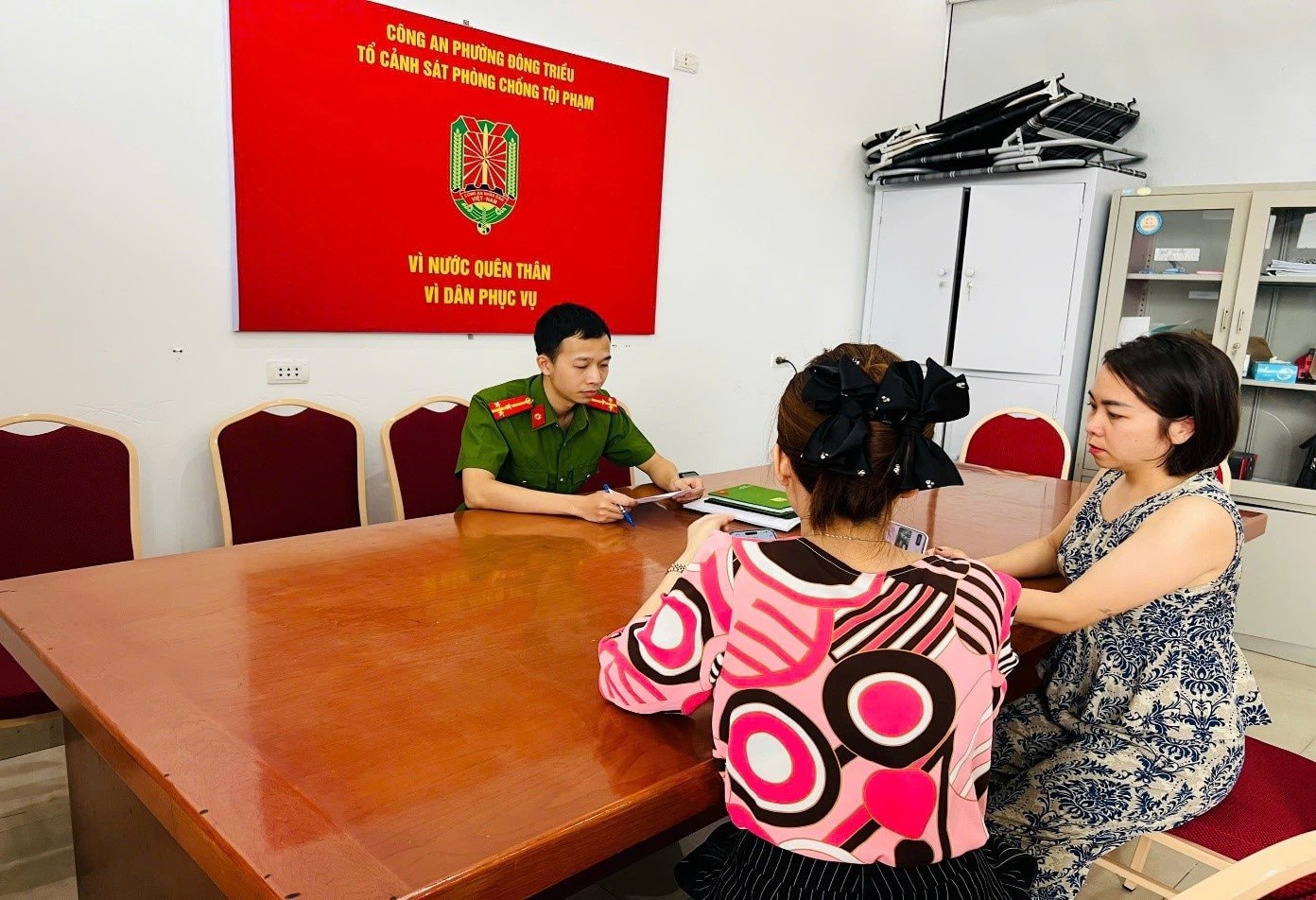 Người phụ nữ sinh năm 1992 chuyển khoản 200 triệu đồng đến một tài khoản BIDV: Công an nhanh chóng vào cuộc xác minh- Ảnh 1.