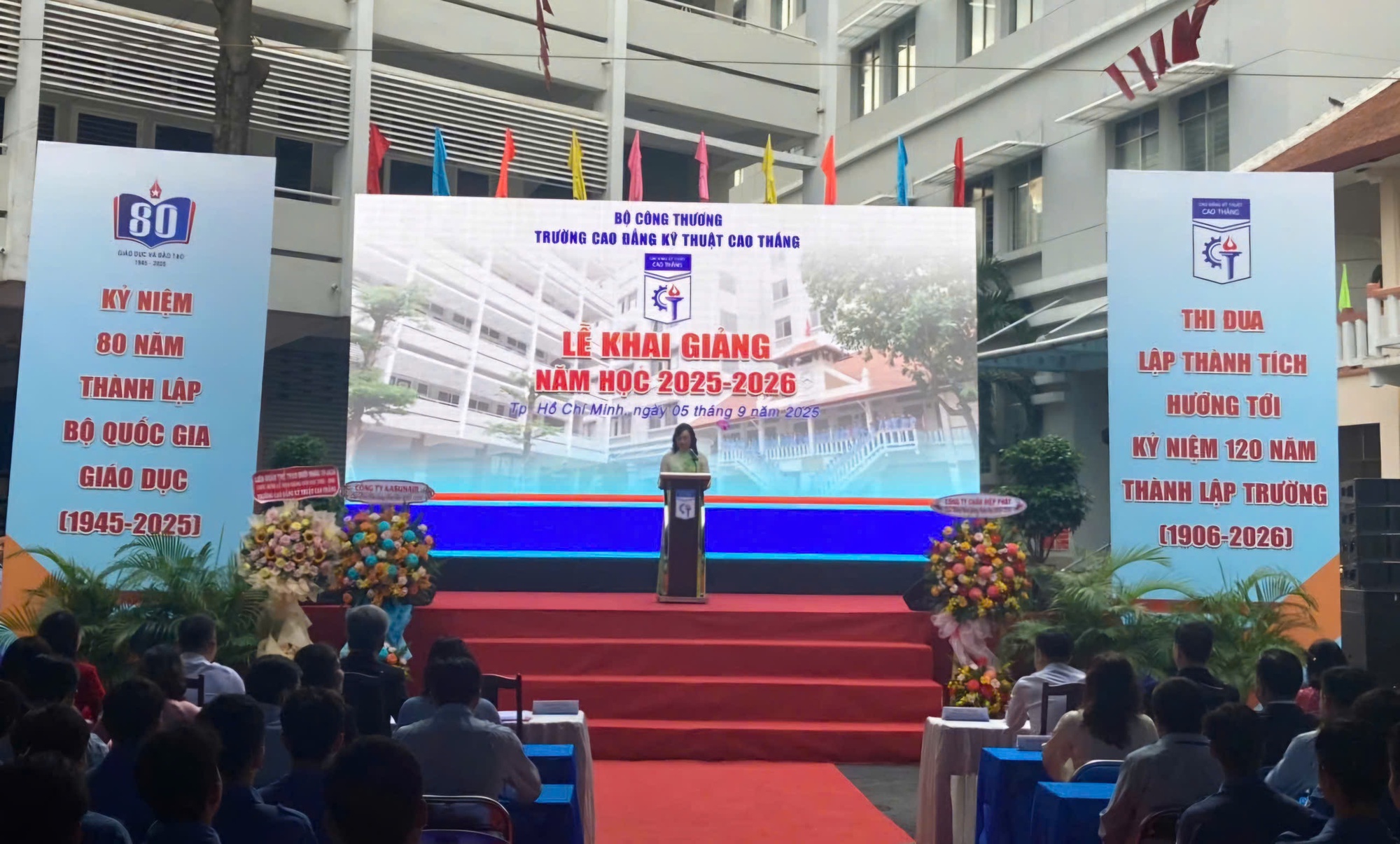 Tưng bừng khai giảng năm học mới đặc biệt chưa từng có- Ảnh 30. Tưng bừng khai giảng năm học mới đặc biệt chưa từng có- Ảnh 30.