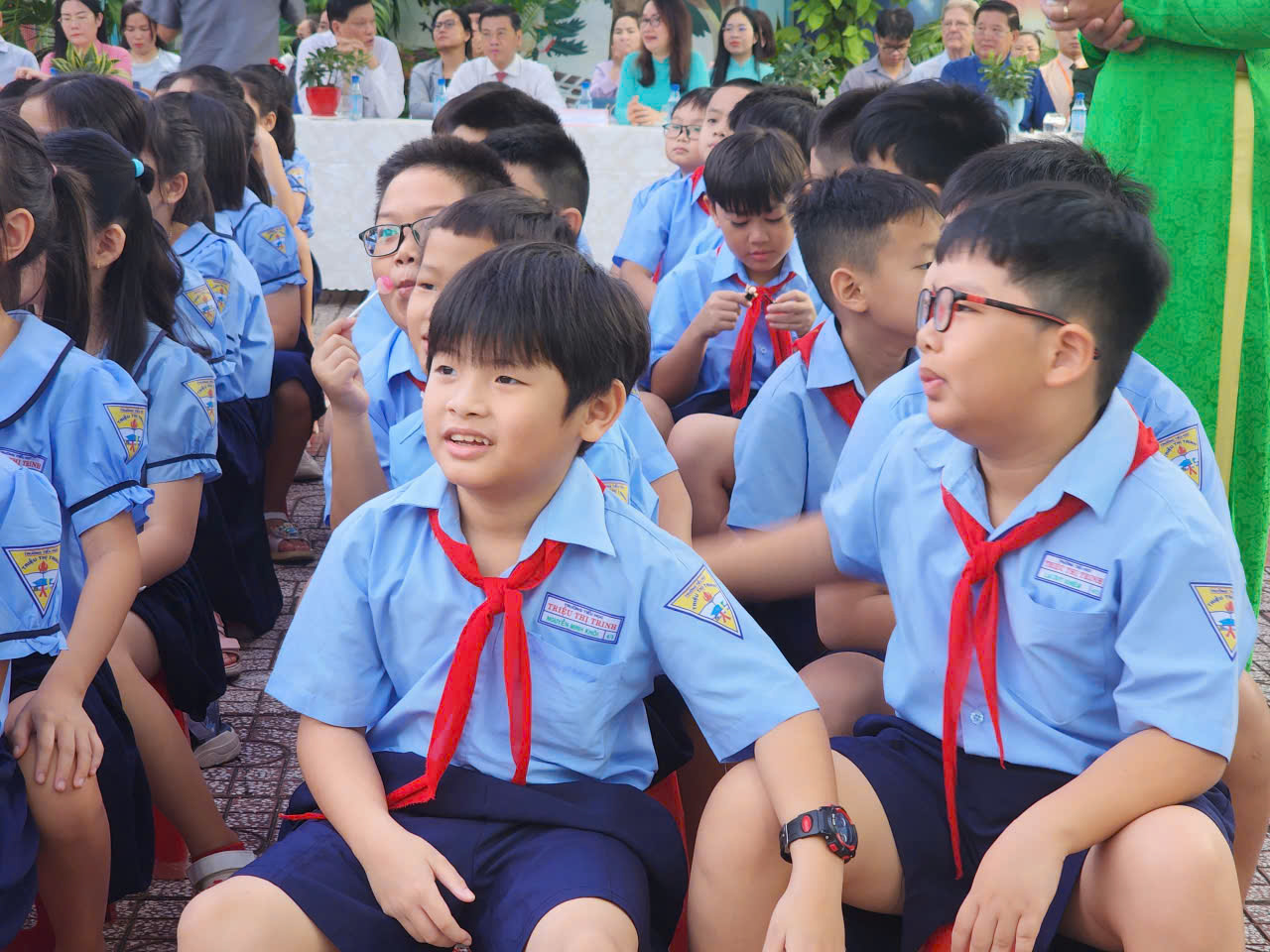 Tưng bừng khai giảng năm học mới đặc biệt chưa từng có- Ảnh 14. Tưng bừng khai giảng năm học mới đặc biệt chưa từng có- Ảnh 14.