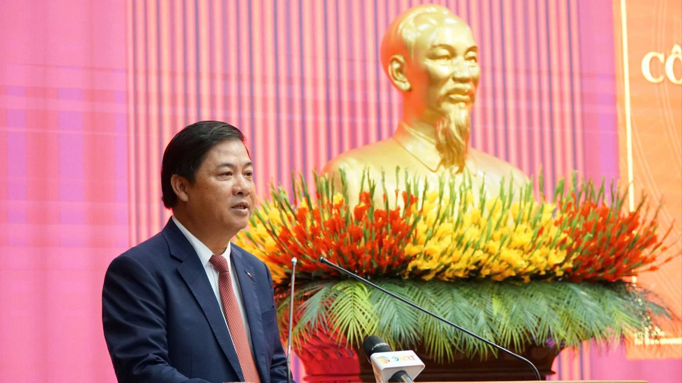 Ông Lương Nguyễn Minh Triết nói gì sau khi nhậm chức Bí thư Thành ủy Đà Nẵng?- Ảnh 1. Ông Lương Nguyễn Minh Triết nói gì sau khi nhậm chức Bí thư Thành ủy Đà Nẵng?- Ảnh 1.