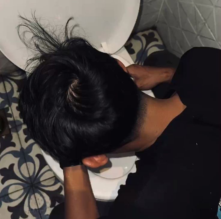 6 bất thường sau bữa ăn ám chỉ UNG THƯ DẠ DÀY đang lớn lên từng ngày trong cơ thể bạn!- Ảnh 2. 6 bất thường sau bữa ăn ám chỉ UNG THƯ DẠ DÀY đang lớn lên từng ngày trong cơ thể bạn!- Ảnh 2.