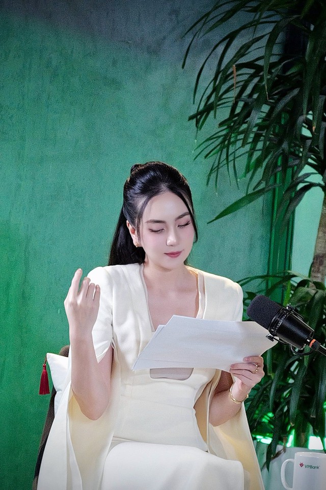 MC Mai Ngọc cực chăm tập môn này lấy lại vóc dáng sau sinh, body căng đét như chưa từng sinh nở!- Ảnh 9. MC Mai Ngọc cực chăm tập môn này lấy lại vóc dáng sau sinh, body căng đét như chưa từng sinh nở!- Ảnh 9.