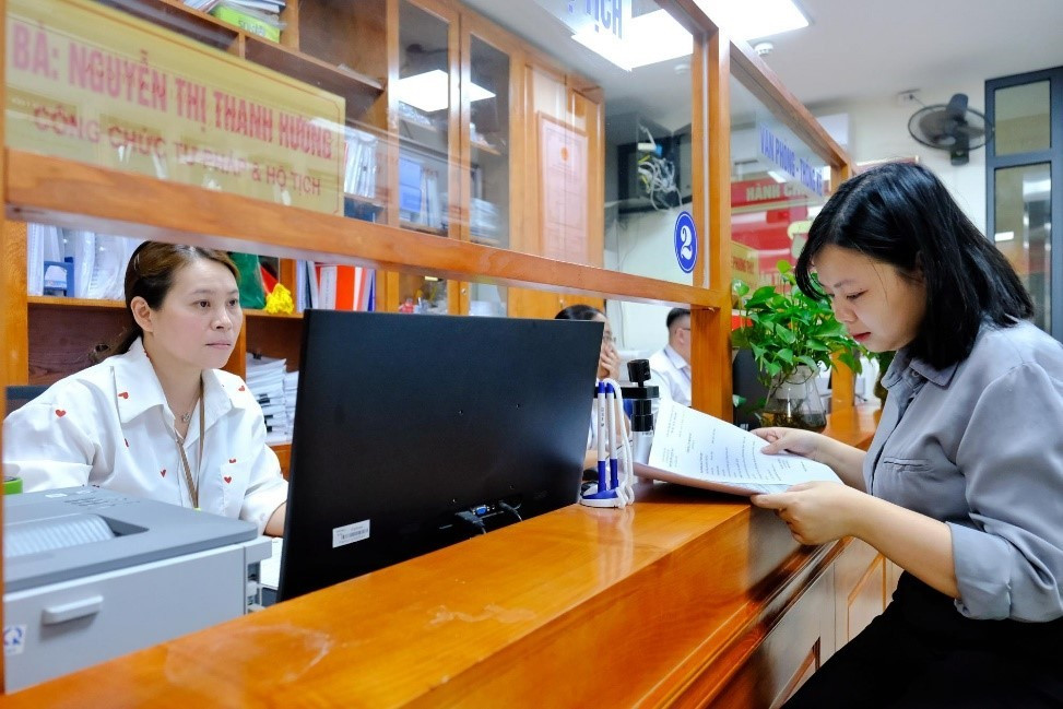 Bộ Nội vụ đề nghị báo cáo về cán bộ, công chức nghỉ việc theo Nghị định 178- Ảnh 1.