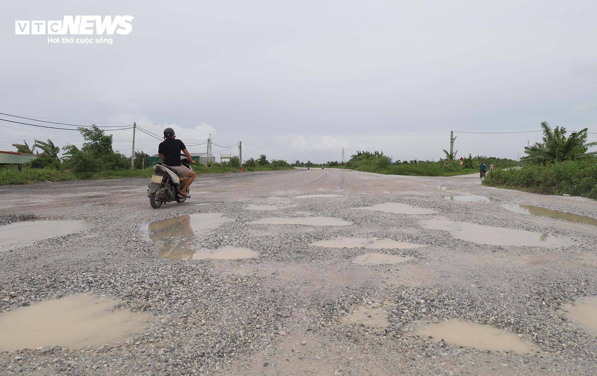 Đường bộ ven biển qua Hải Phòng 3.700 tỷ đồng 'đắp chiếu' sau 8 năm khởi công- Ảnh 9. Đường bộ ven biển qua Hải Phòng 3.700 tỷ đồng 'đắp chiếu' sau 8 năm khởi công- Ảnh 9.