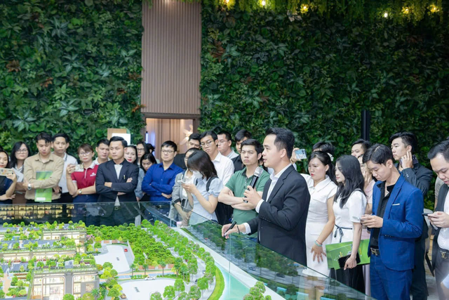 Thị trường bất động sản ghi nhận giao dịch ngay trong tháng Ngâu- Ảnh 1. Thị trường bất động sản ghi nhận giao dịch ngay trong tháng Ngâu- Ảnh 1.