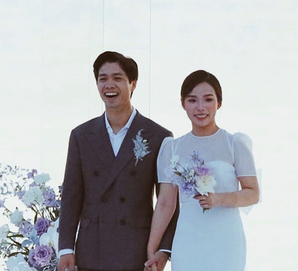 Nàng WAG Việt hiếm hoi nói không với drama, visual sáng bừng, học vấn cực đỉnh- Ảnh 2. Nàng WAG Việt hiếm hoi nói không với drama, visual sáng bừng, học vấn cực đỉnh- Ảnh 2.