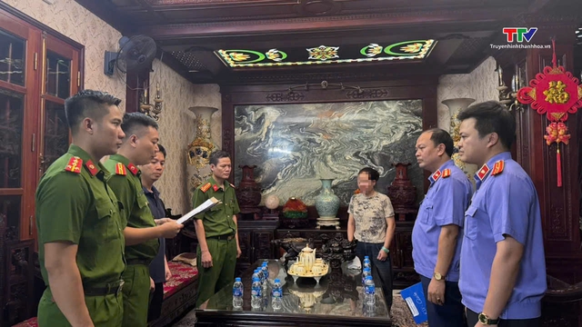 Bắt tạm giam, khám xét nơi ở của 2 lãnh đạo doanh nghiệp- Ảnh 1. Bắt tạm giam, khám xét nơi ở của 2 lãnh đạo doanh nghiệp- Ảnh 1.