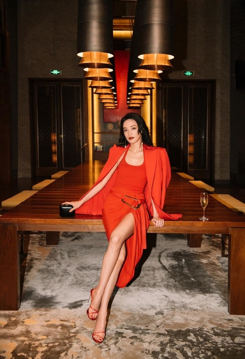 Thư Kỳ sắc vóc trẻ trung như thiếu nữ ở tuổi 49 nhờ nguyên tắc ăn uống "3 KHÔNG" chống già ngoạn mục: Vừa giữ eo thon vừa dưỡng dạ dày, chống ung thư- Ảnh 7.