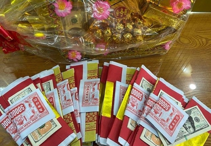Những dịch vụ hút khách dịp Rằm tháng 7- Ảnh 2. Những dịch vụ hút khách dịp Rằm tháng 7- Ảnh 2.