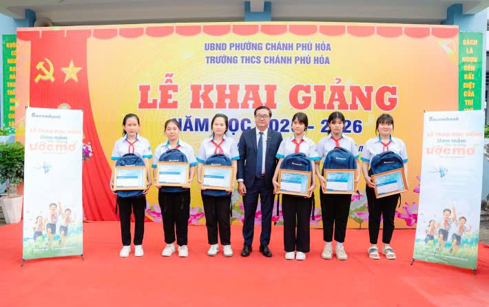 Sacombank “Ươm mầm cho những ước mơ” – Chung tay vun đắp thế hệ trẻ- Ảnh 1.