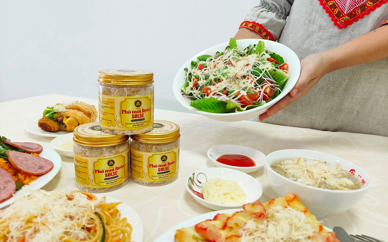 Lần đầu tiên Việt Nam có sản phẩm ruốc làm hoàn toàn từ phô mai- Ảnh 3. Lần đầu tiên Việt Nam có sản phẩm ruốc làm hoàn toàn từ phô mai- Ảnh 3.