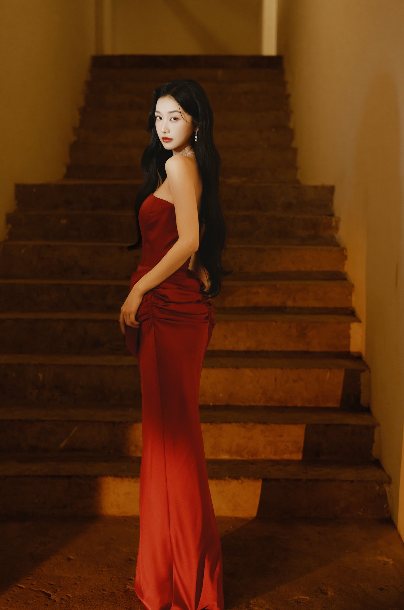 Việt Nam có 1 mỹ nhân nổi tiếng từ Trung đến Hàn: Visual đẹp như Angela Baby - Yoona, ngắm góc nào cũng đã con mắt- Ảnh 5.