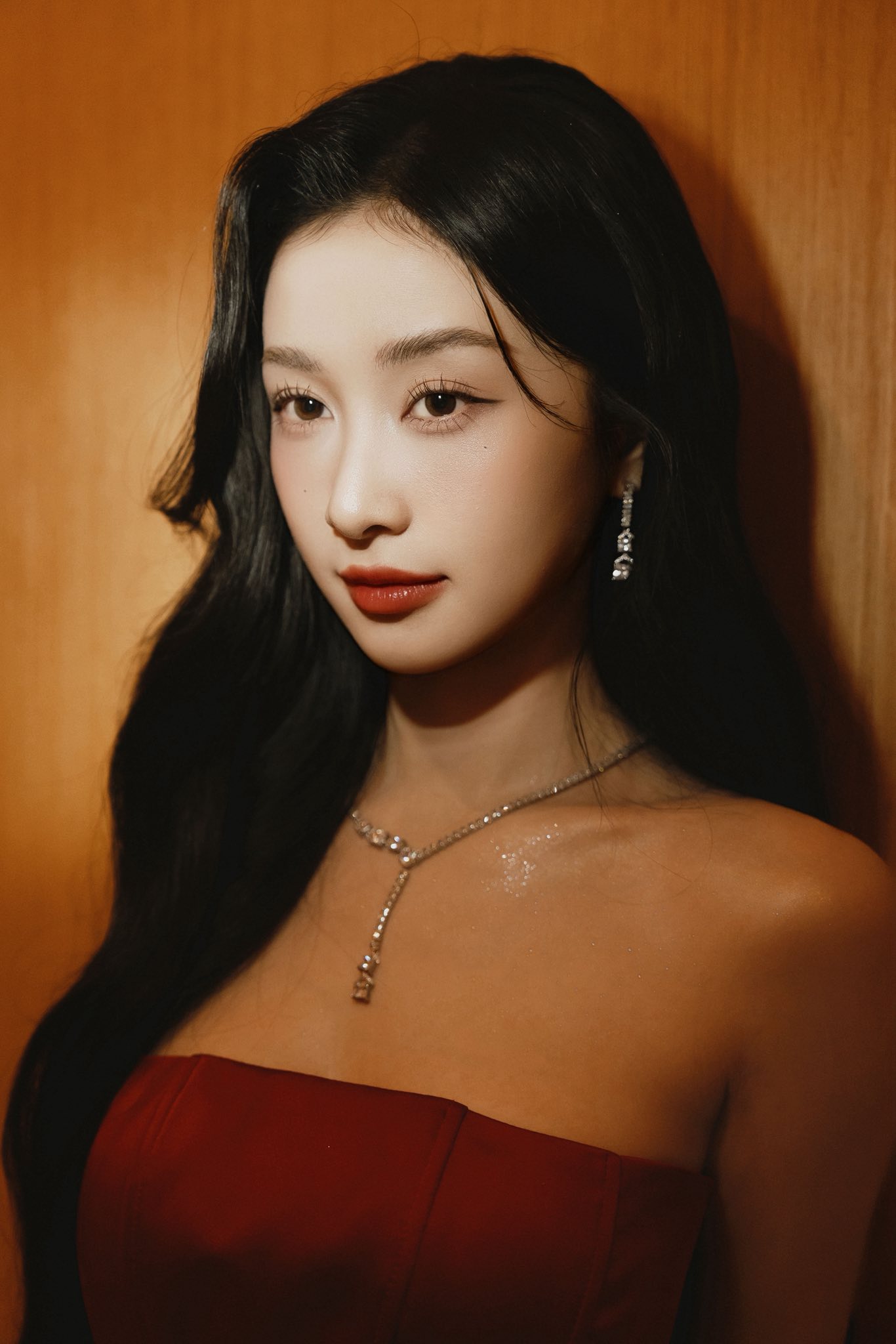 Việt Nam có 1 mỹ nhân nổi tiếng từ Trung đến Hàn: Visual đẹp như Angela Baby - Yoona, ngắm góc nào cũng đã con mắt- Ảnh 6.