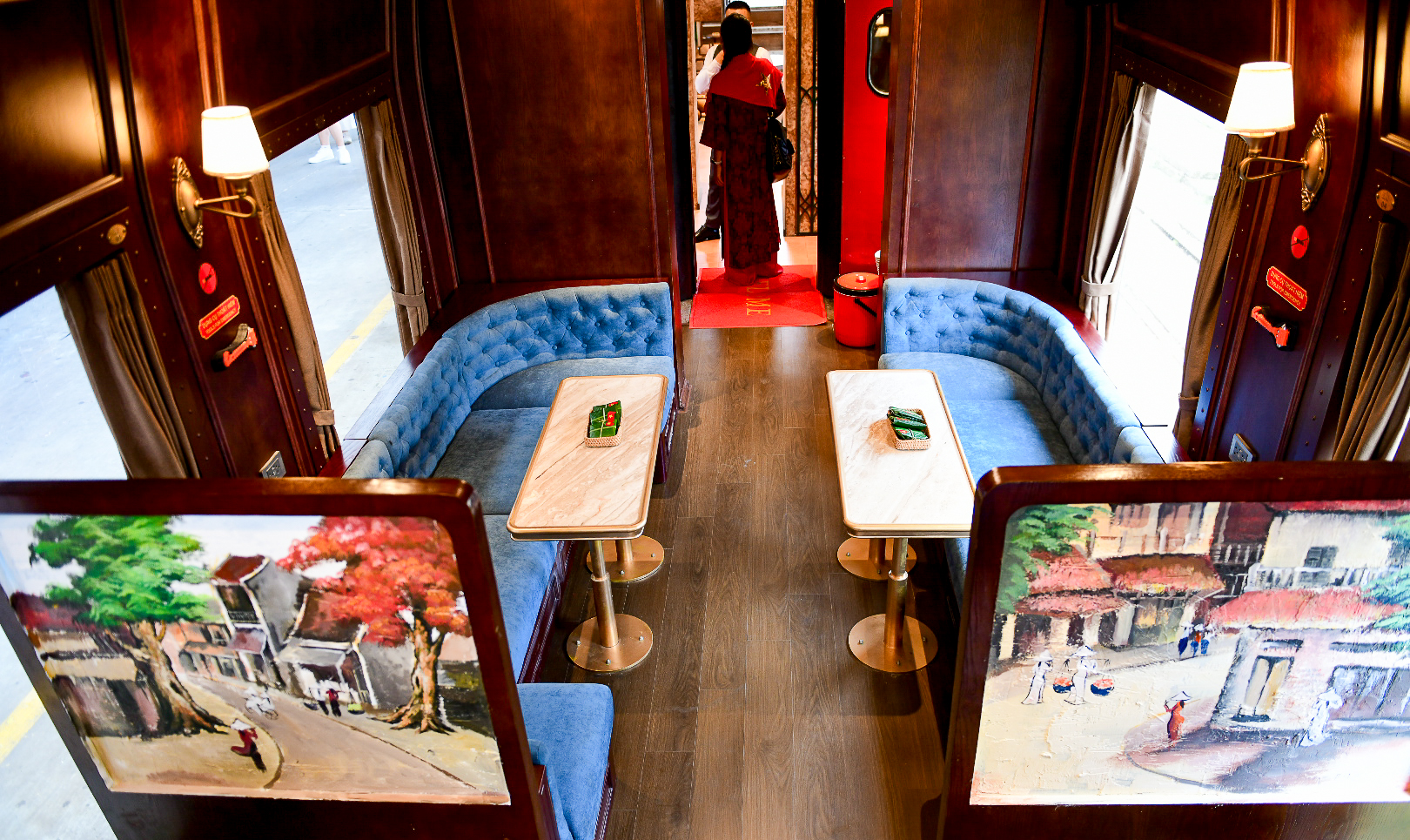 Có gì trên đoàn tàu 2 tầng đầu tiên tại Hà Nội, giá vé tới 550k - 750k?- Ảnh 6.