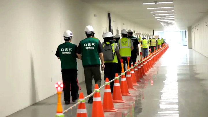 Chuyện gì xảy ra trong chiến dịch khiến hơn 300 người Hàn Quốc bị bắt giữ ở Mỹ?- Ảnh 1. Chuyện gì xảy ra trong chiến dịch khiến hơn 300 người Hàn Quốc bị bắt giữ ở Mỹ?- Ảnh 1.