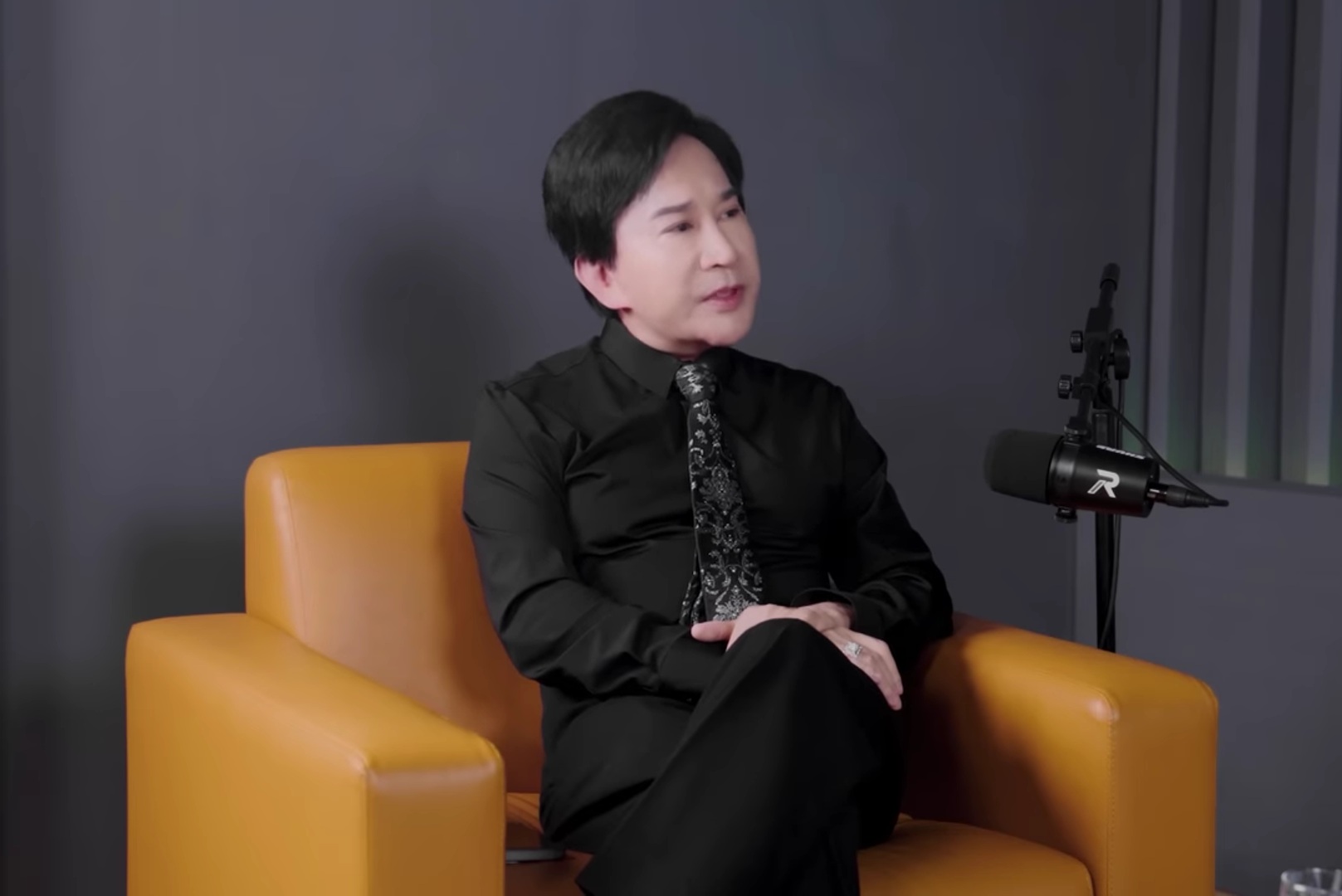Nam NSƯT sở hữu 5 nhà hàng mặt tiền TP.HCM: "Tiền tôi bỏ ra thì của đau con xót"- Ảnh 1. Nam NSƯT sở hữu 5 nhà hàng mặt tiền TP.HCM: "Tiền tôi bỏ ra thì của đau con xót"- Ảnh 1.