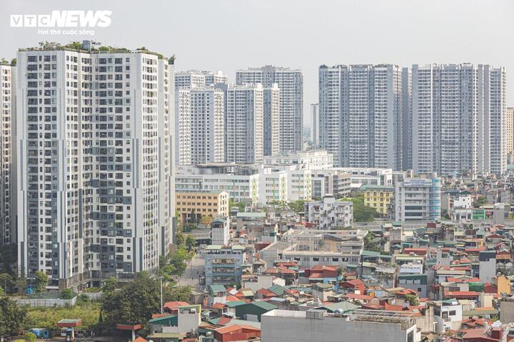 Độc lạ thị trường bất động sản tháng 'cô hồn': Tranh thủ mua nhà để hưởng ưu đãi- Ảnh 1. Độc lạ thị trường bất động sản tháng 'cô hồn': Tranh thủ mua nhà để hưởng ưu đãi- Ảnh 1.