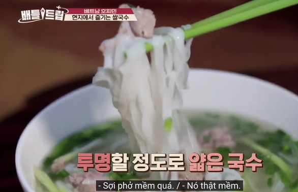 Từ quán vỉa hè Việt Nam đến sóng truyền hình Hàn Quốc: Một món ăn khiến sao Kpop Từ quán vỉa hè Việt Nam đến sóng truyền hình Hàn Quốc: Một món ăn khiến sao Kpop
