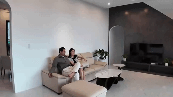 Nữ đại gia bán đất ở Bình Dương khoe 2 căn nhà mới tậu, giàu đến mức flex cả đời cũng được!- Ảnh 11. Nữ đại gia bán đất ở Bình Dương khoe 2 căn nhà mới tậu, giàu đến mức flex cả đời cũng được!- Ảnh 11.