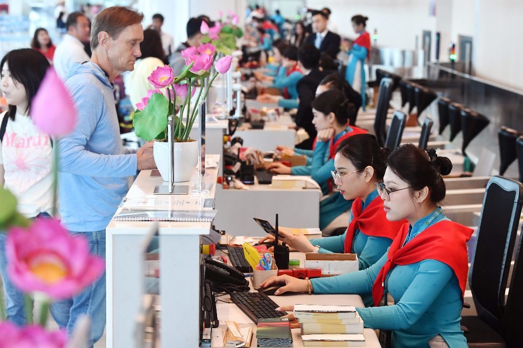 Sân bay Nội Bài, Đà Nẵng lập kỷ lục tăng trưởng dịp Quốc khánh 2-9- Ảnh 1. Sân bay Nội Bài, Đà Nẵng lập kỷ lục tăng trưởng dịp Quốc khánh 2-9- Ảnh 1.