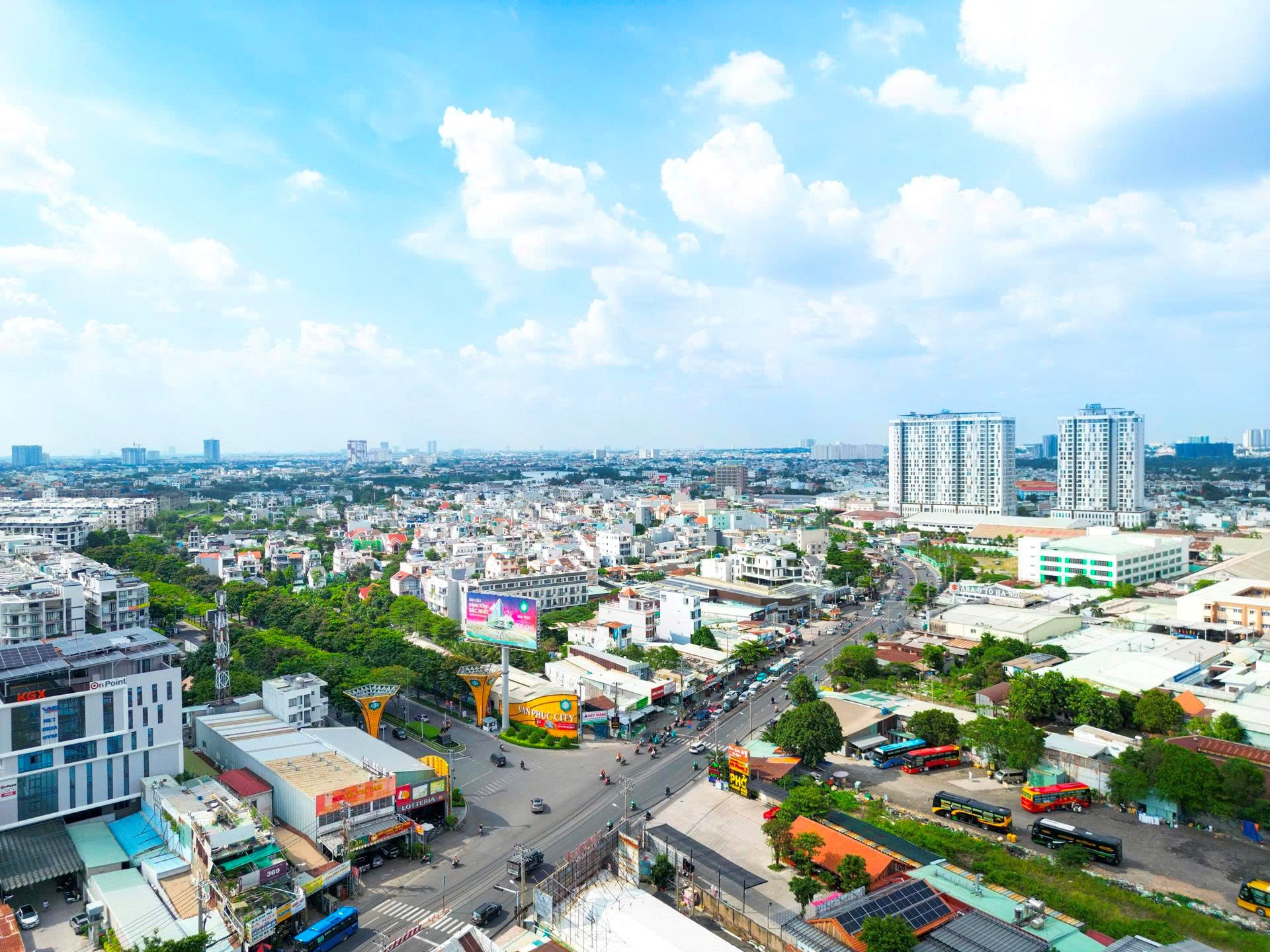 Mở rộng để tìm kiếm lợi nhuận tốt hơn, nhà đầu tư phía Bắc “nhòm ngó” bất động sản TP.HCM- Ảnh 4. Mở rộng để tìm kiếm lợi nhuận tốt hơn, nhà đầu tư phía Bắc “nhòm ngó” bất động sản TP.HCM- Ảnh 4.
