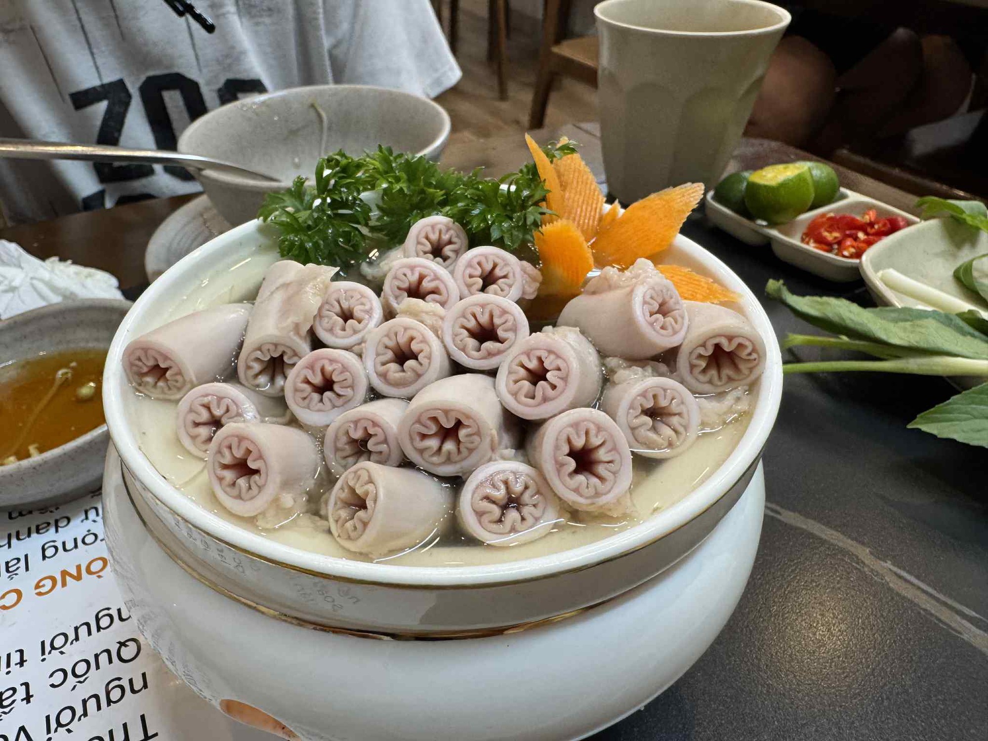 Lòng Chát khiến khách hàng xôn xao với thông báo mới nhất- Ảnh 1. Lòng Chát khiến khách hàng xôn xao với thông báo mới nhất- Ảnh 1.