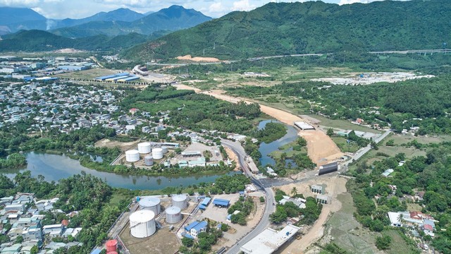 Vinpearl chọn Vinhomes làm tổng thầu xây dựng "siêu làng" 44.000 tỷ đồng- Ảnh 1.