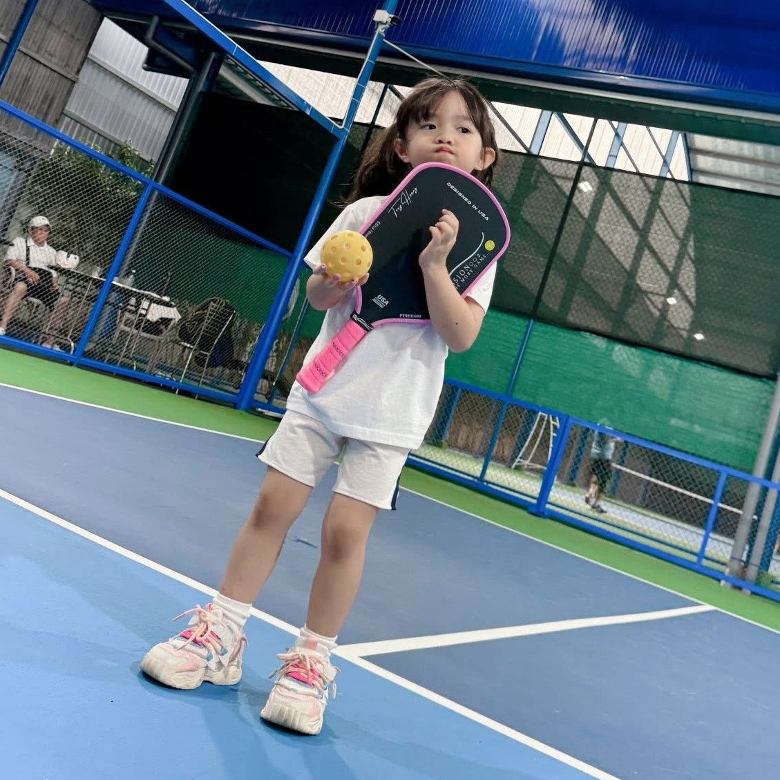"Trưởng công chúa" Winnie - ái nữ thừa kế tập đoàn: Xinh xắn, học giỏi, hát hay, chơi thể thao đỉnh... thì ra tiểu thuyết không lừa chúng ta- Ảnh 12. "Trưởng công chúa" Winnie - ái nữ thừa kế tập đoàn: Xinh xắn, học giỏi, hát hay, chơi thể thao đỉnh... thì ra tiểu thuyết không lừa chúng ta- Ảnh 12.