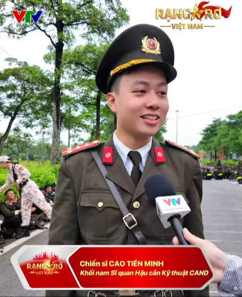 Nam sinh trong đội hình diễu binh được VTV phỏng vấn gây sốt: Đẹp trai chỉ là phụ, profile học vấn mới thực sự khủng khiếp!- Ảnh 1. Nam sinh trong đội hình diễu binh được VTV phỏng vấn gây sốt: Đẹp trai chỉ là phụ, profile học vấn mới thực sự khủng khiếp!- Ảnh 1.