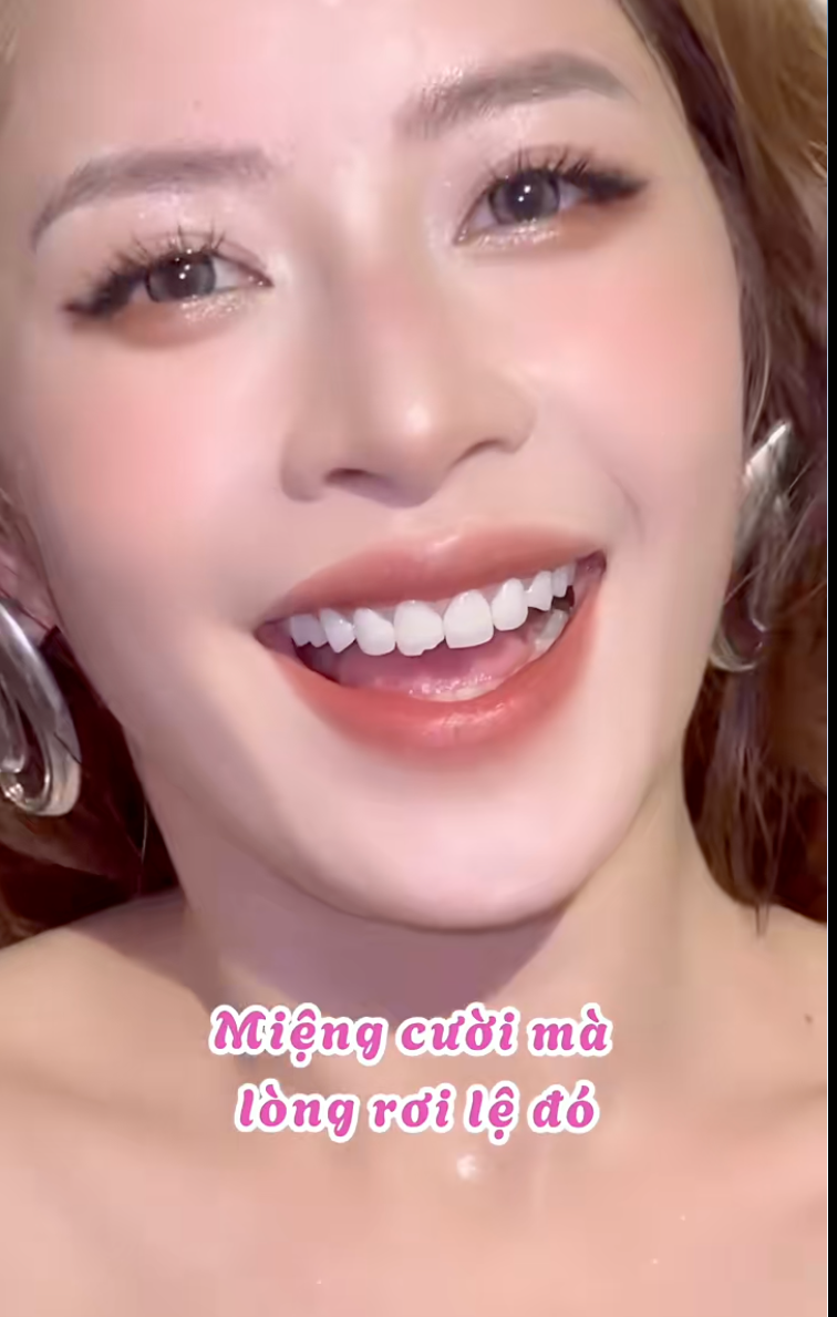 Chi Pu diễn sung tới nỗi mẻ cả răng, sự cố “ối dồi ôi” nhất sự nghiệp là đây chứ đâu!- Ảnh 4. Chi Pu diễn sung tới nỗi mẻ cả răng, sự cố “ối dồi ôi” nhất sự nghiệp là đây chứ đâu!- Ảnh 4.