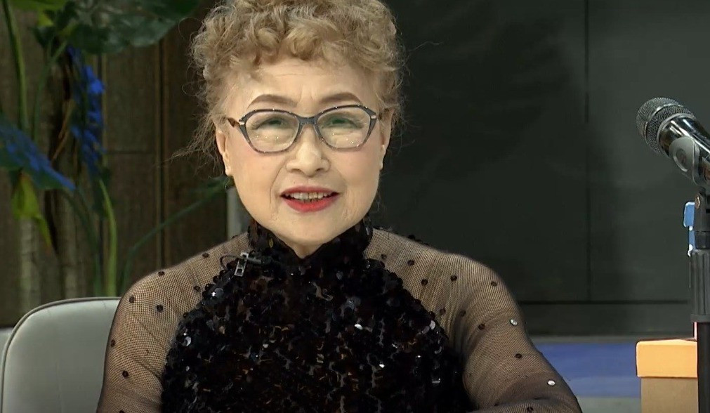 NSƯT Kim Tiến: 'Tôi bị chê nói hổn hển như hết hơi'- Ảnh 2. NSƯT Kim Tiến: 'Tôi bị chê nói hổn hển như hết hơi'- Ảnh 2.