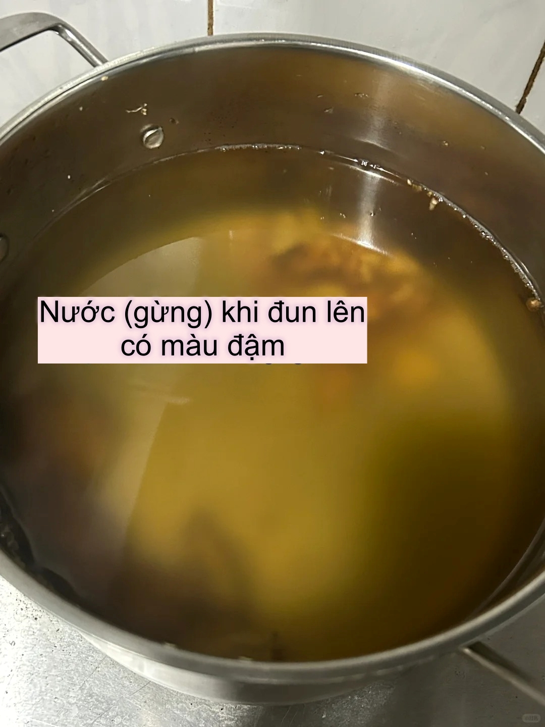 Tôi đun nước gừng để gội đầu, lần đầu tiên tóc rụng kinh khủng nhưng đến lần thứ 3 thì có sự thay đổi đến khó tin- Ảnh 5.