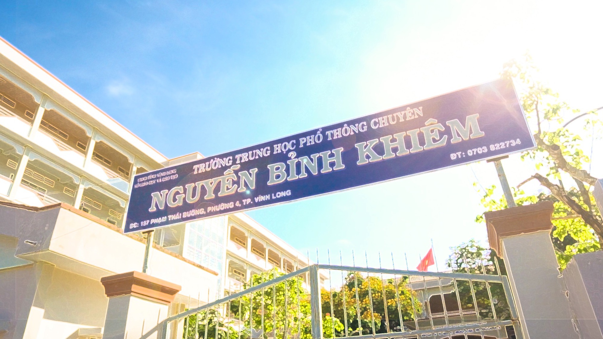 Ngôi trường miền Tây từng làm nên kỳ tích khi có 2 nữ sinh vô địch Đường Lên Đỉnh Olympia, học trò liên tục ẵm giải quốc gia- Ảnh 1. Ngôi trường miền Tây từng làm nên kỳ tích khi có 2 nữ sinh vô địch Đường Lên Đỉnh Olympia, học trò liên tục ẵm giải quốc gia- Ảnh 1.