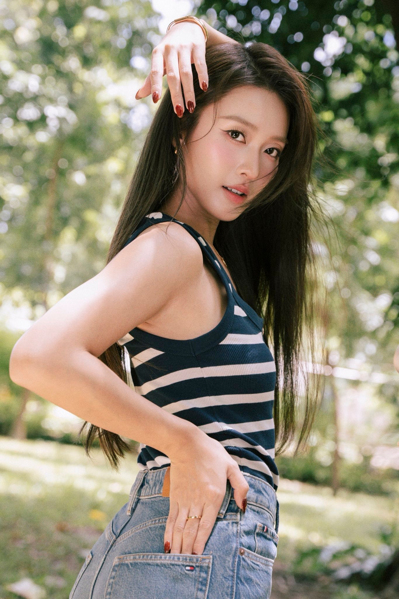 Mỹ nhân Việt lọt "mắt xanh" của báo Hàn, đẹp đến mức được ví như "bản sao Song Hye Kyo"?- Ảnh 6.