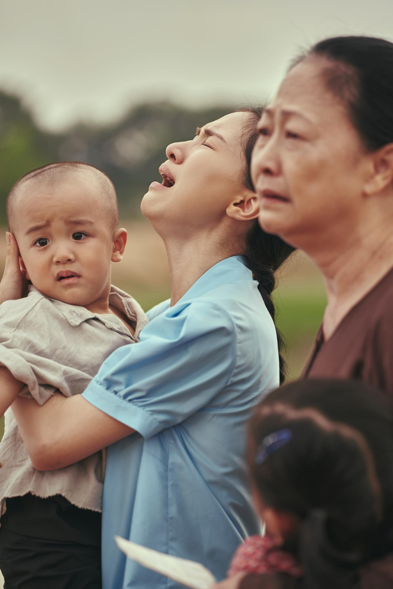 Mỹ nhân nổi tiếng nhất Mưa Đỏ: Nhan sắc mướt mắt mê hoặc 6 triệu fan, không biết khen sao cho đủ- Ảnh 3.