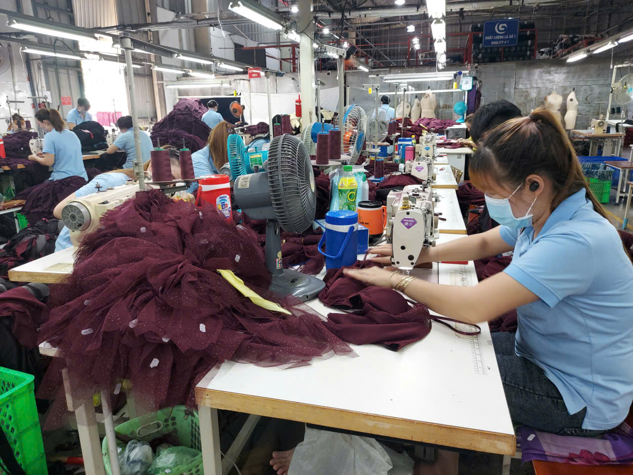 Chính sách bảo hiểm thất nghiệp: Cần cân nhắc thấu đáo- Ảnh 1. Chính sách bảo hiểm thất nghiệp: Cần cân nhắc thấu đáo- Ảnh 1.