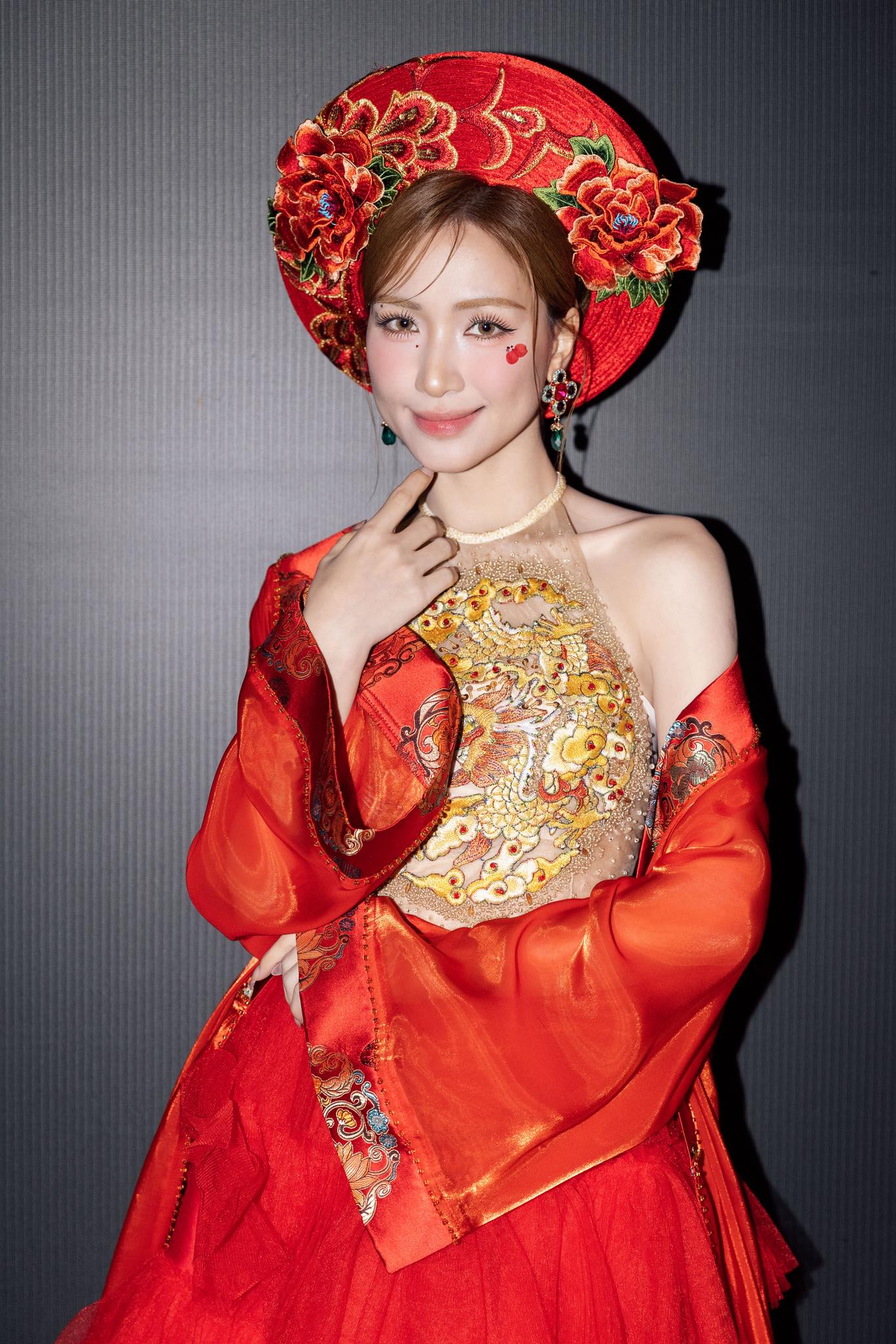 Mỹ nhân nổi tiếng nhất Mưa Đỏ: Nhan sắc mướt mắt mê hoặc 6 triệu fan, không biết khen sao cho đủ- Ảnh 4.