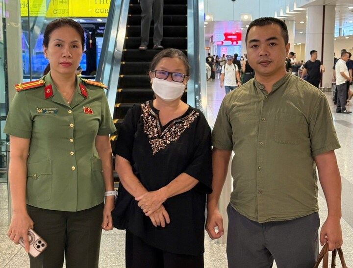 Nữ cán bộ ngân hàng tham ô tài sản, bị bắt sau 27 năm trốn tại Lào- Ảnh 1. Nữ cán bộ ngân hàng tham ô tài sản, bị bắt sau 27 năm trốn tại Lào- Ảnh 1.