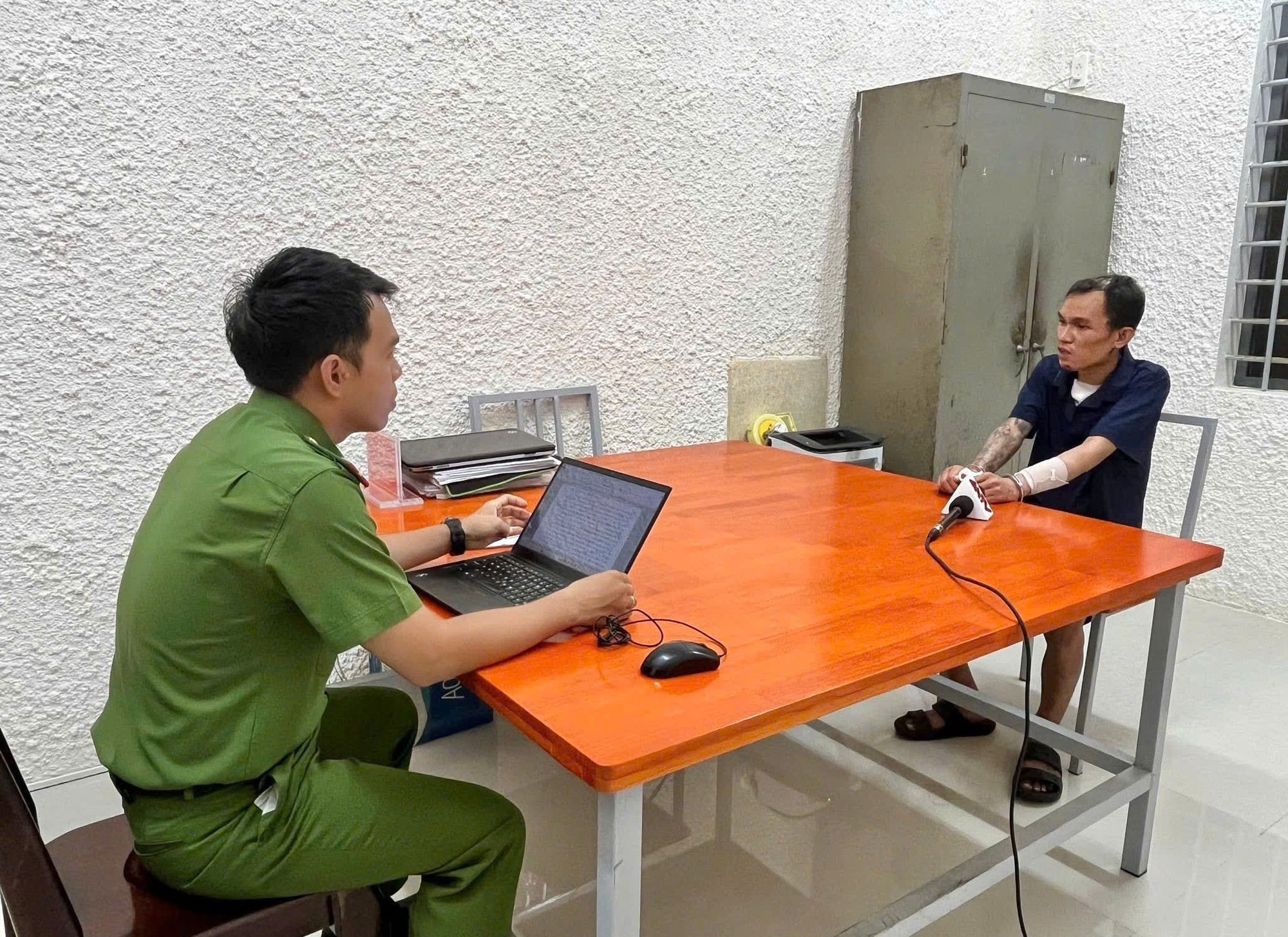 Khởi tố, tạm giam kẻ sát hại thiếu tá Nguyễn Đông Cánh- Ảnh 2. Khởi tố, tạm giam kẻ sát hại thiếu tá Nguyễn Đông Cánh- Ảnh 2.