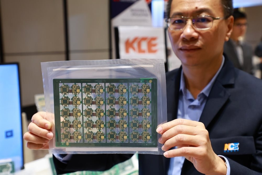 Hàng xóm Việt Nam vừa "thắng 1-0": Ôm mảng sản xuất béo bở không kém chip bán dẫn, vươn lên số 2 thế giới- Ảnh 2.