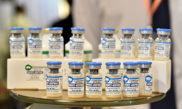 Hé lộ công ty 10 năm tuổi và vị Tiến sĩ trở về từ Nhật Bản đứng sau lô vaccine 