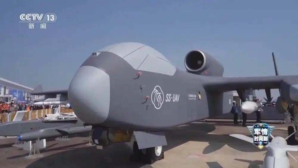 “Tàu sân bay trên không” của Trung Quốc lộ diện sức mạnh thật: Đòn bầy đàn chốt hạ mục tiêu từ 9 tầng mây- Ảnh 2.