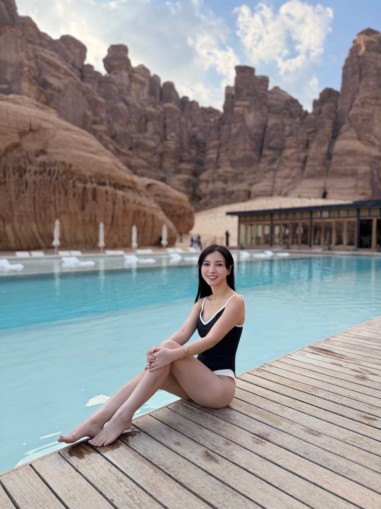 Đón năm mới kiểu phú bà triệu đô: Đi Maldives tận hưởng bình yên bên gia đình vì sợ nhất 1 điều ở con trai- Ảnh 5.